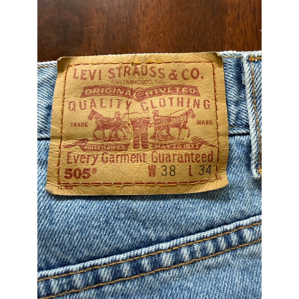 Levis 505 Regular Fit Straight Leg Jeans Mens 38x34 Light Wash Blue Denim